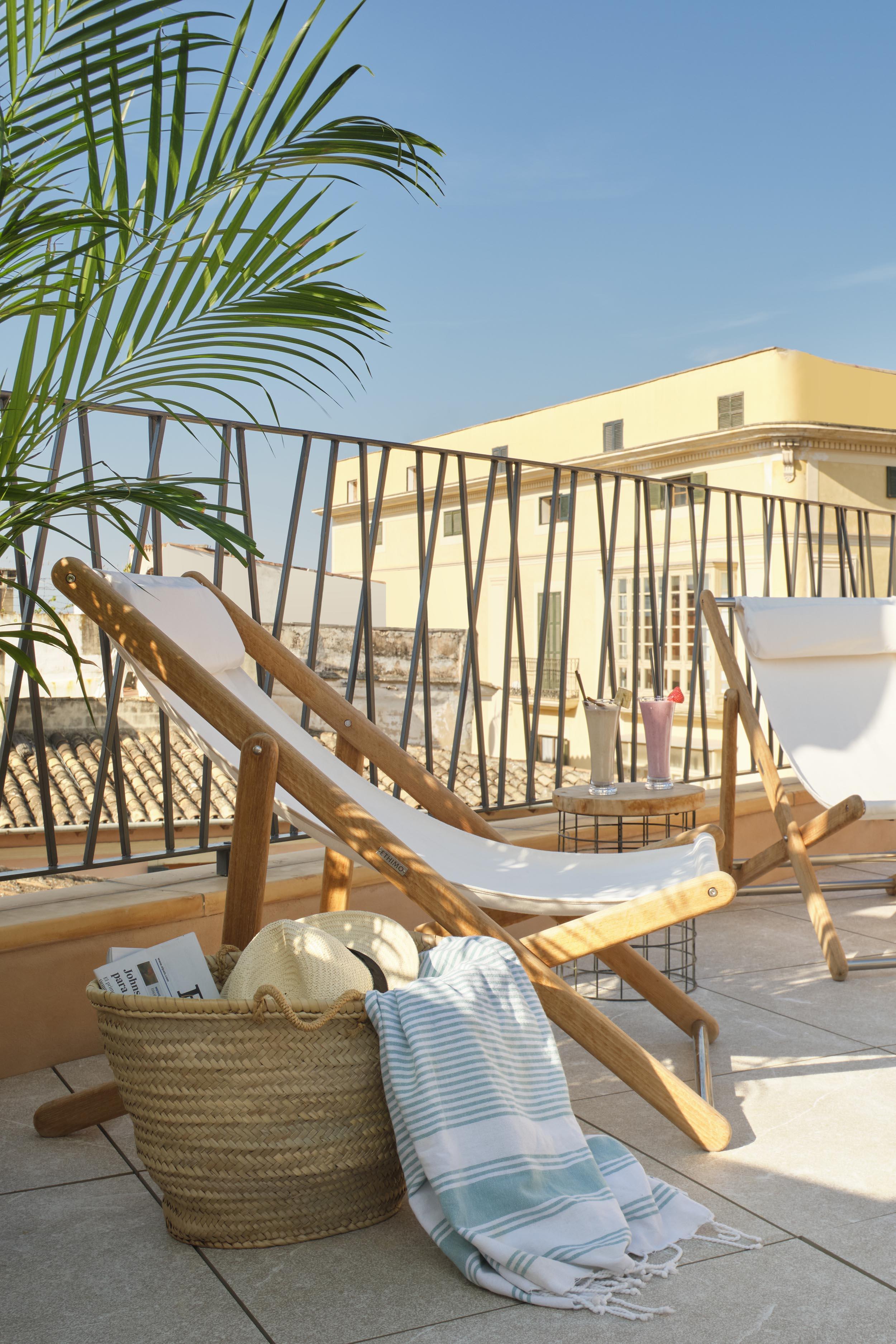 Hotel Antigua Palma - Casa Noble Bagian luar foto A balcony in Spain
