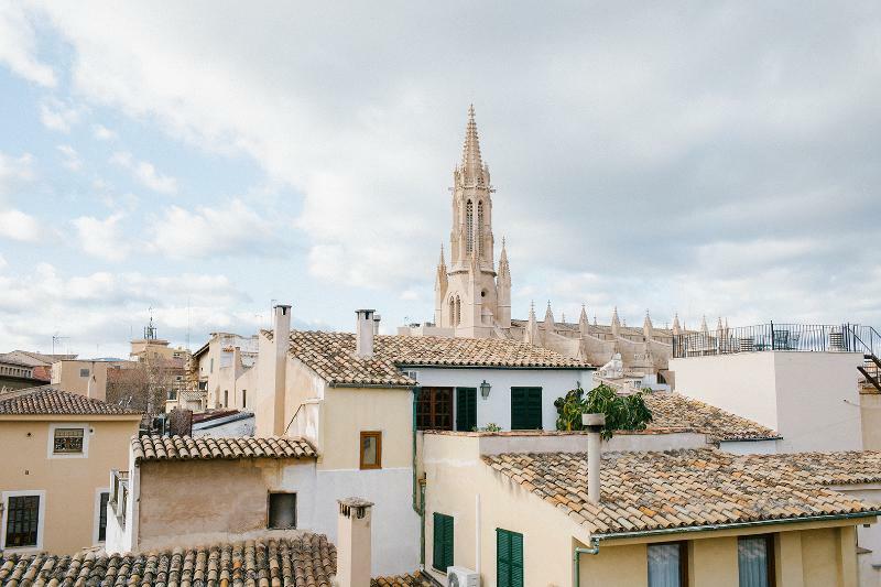 Hotel Antigua Palma - Casa Noble Bagian luar foto The bell tower of the church of San Bartolomé